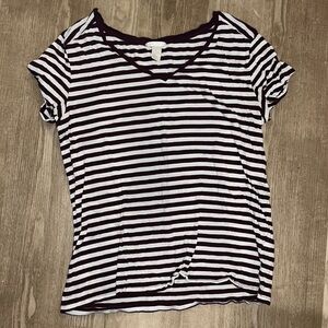 H&M basic brown and white vneck striped tshirt short sleeve
